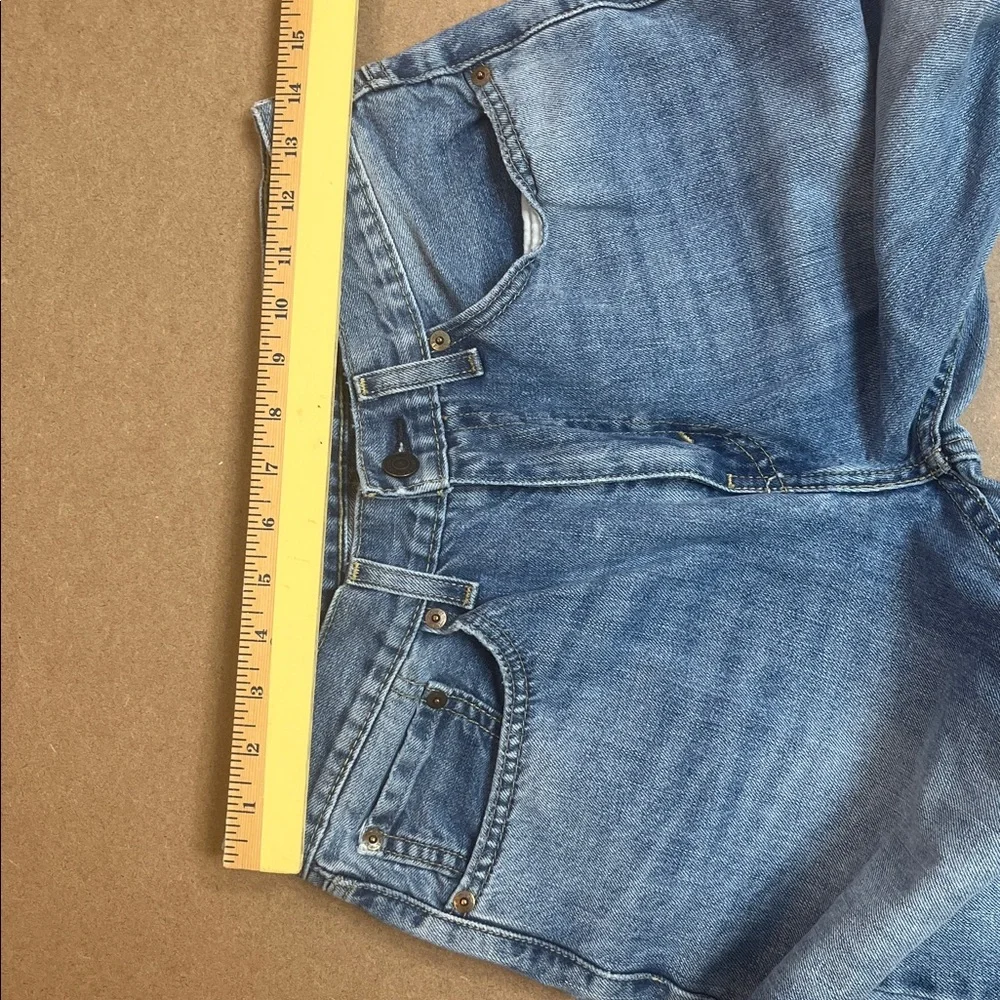Levis medium faded